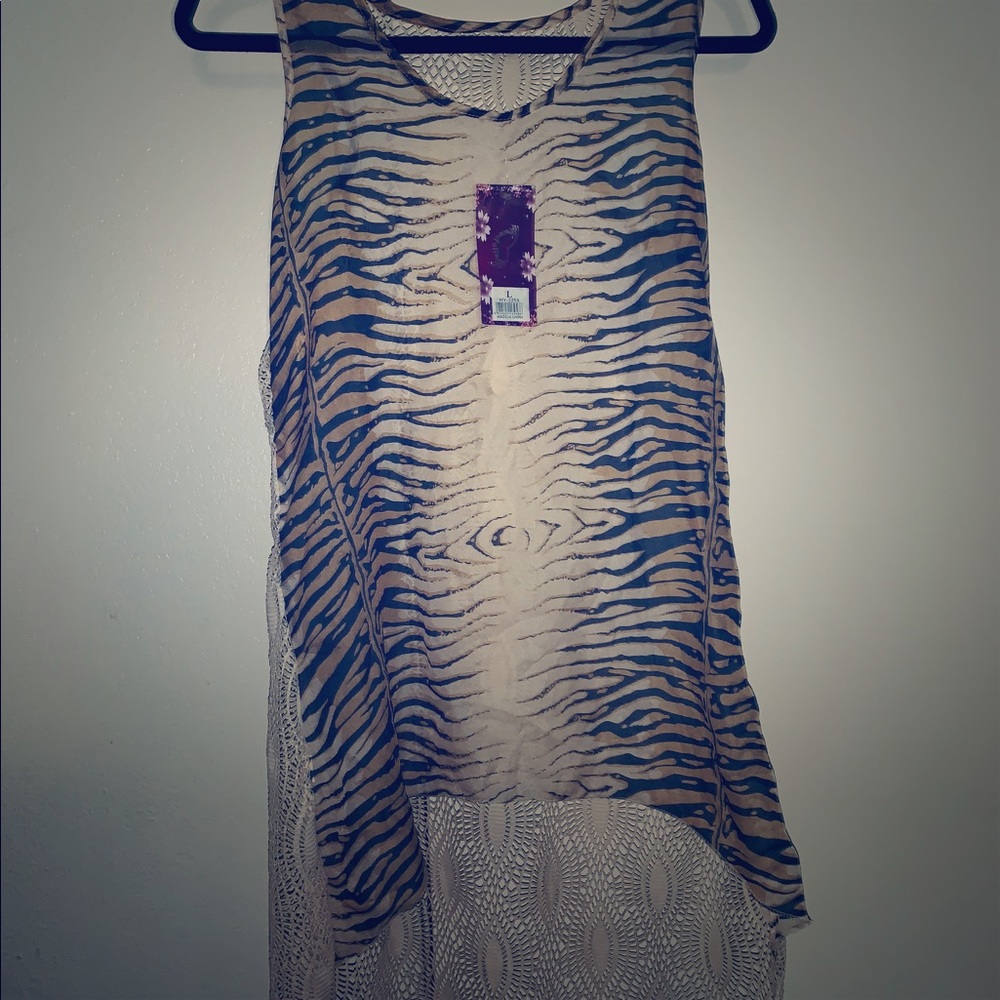 Hi~Lo blouse